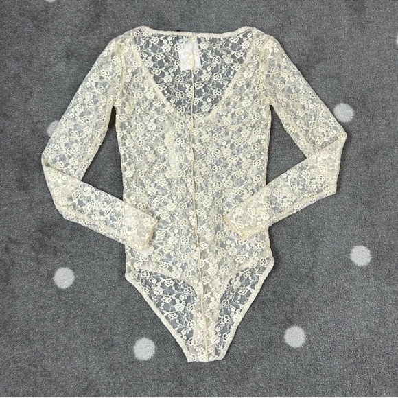 NWT Stradivarius lace long sleeve bodysuit - Picture 5 of 13